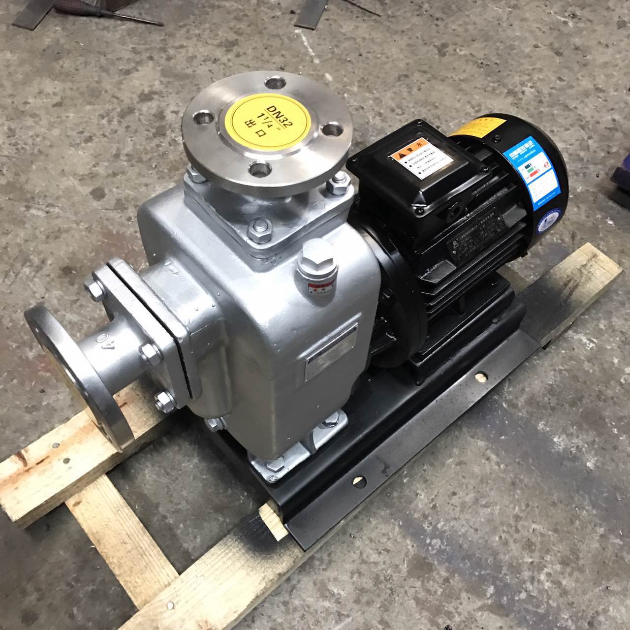 ZWL型直聯(lián)自吸式無堵塞排污泵