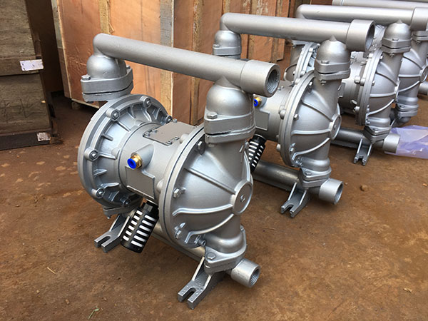 氣動隔膜泵 氣動隔膜泵